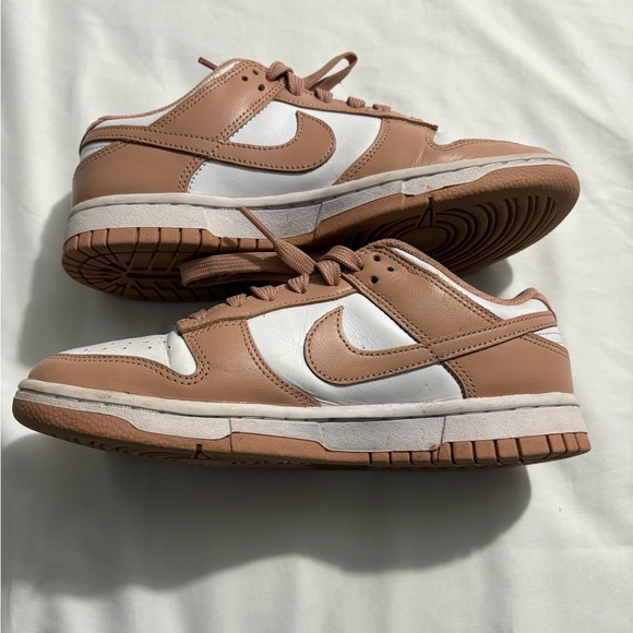 Nike Women's Blush and White Sneakers - Picture 5 of 5